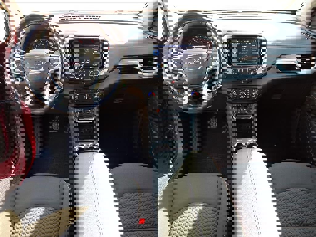 Used 2021 GMC Terrain SLE w/ Driver Convenience Package image 14