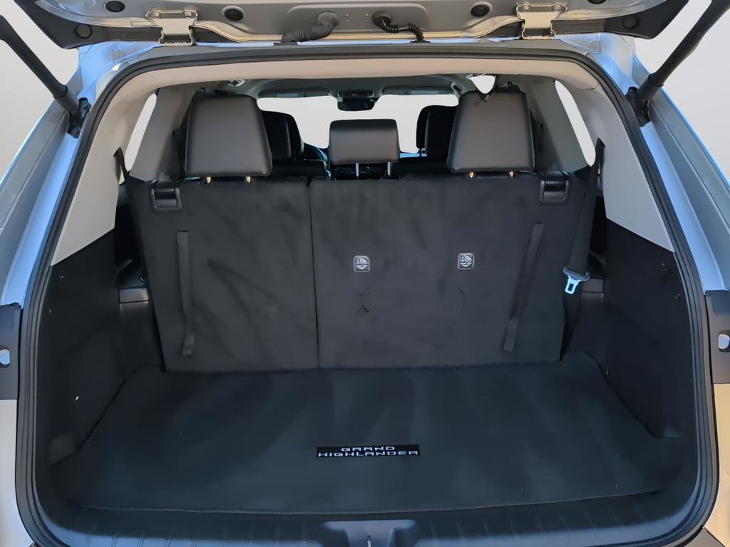 Used 2024 Toyota Grand Highlander Limited image 40