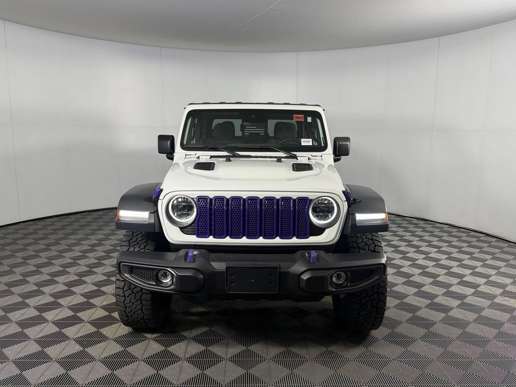 Certified 2025 Jeep Gladiator Rubicon w/ Convenience Group AWD/4WD image 3