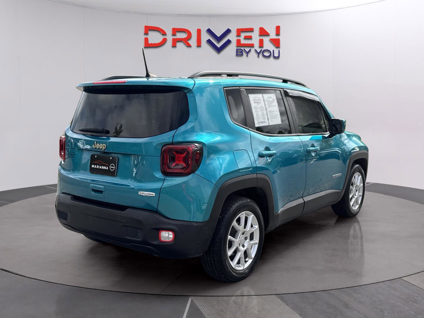 Used 2021 Jeep Renegade Latitude w/ Luxury Group I image 5