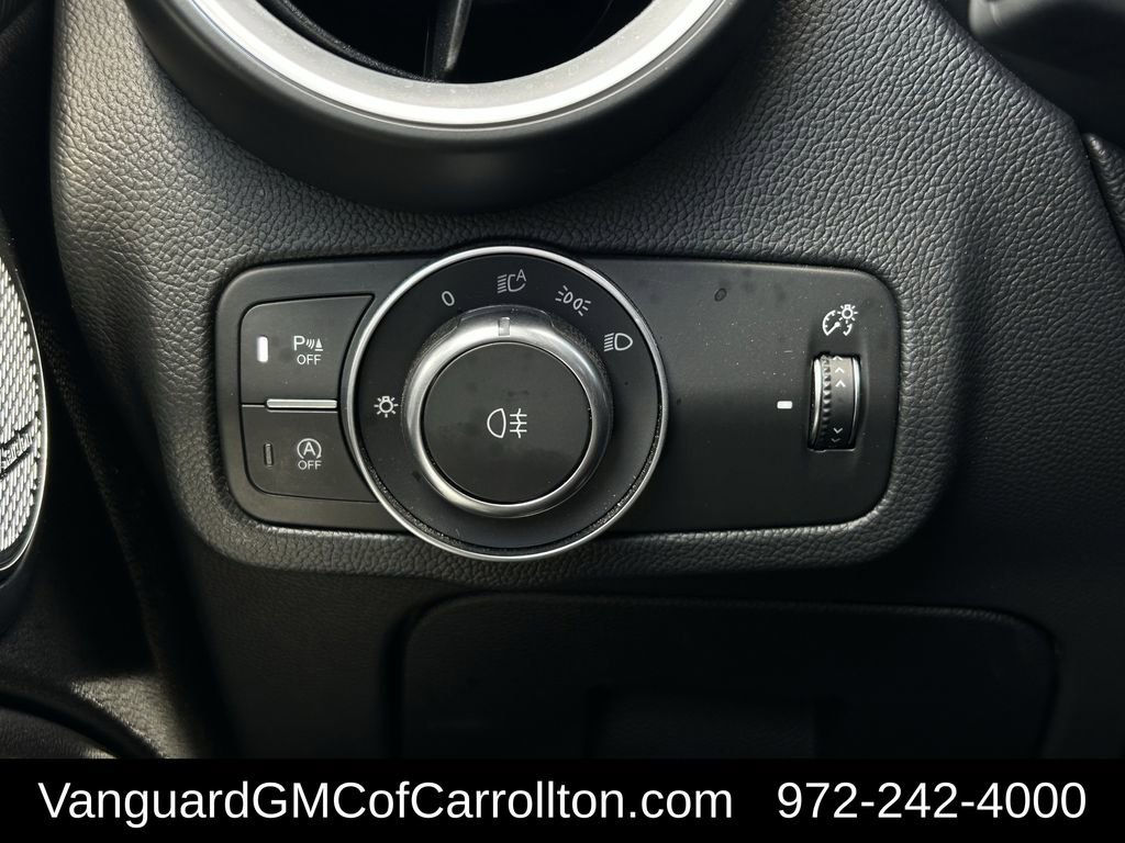 Used 2024 Alfa Romeo Stelvio Veloce image 25