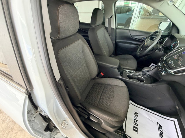 Used 2023 Chevrolet Equinox LT AWD/4WD image 23