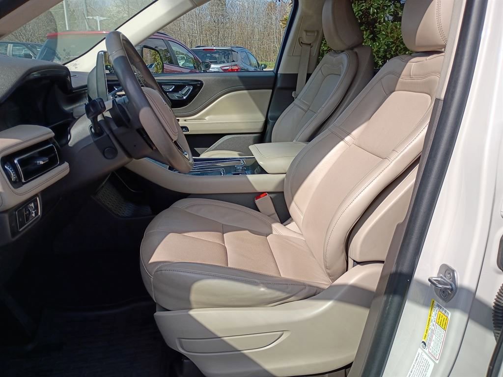 Used 2021 Lincoln Aviator Reserve RWD image 10