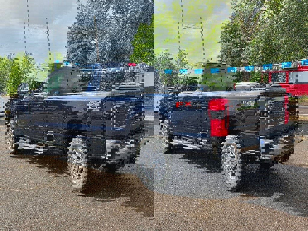 New 2025 Ford F350 Lariat w/ FX4 Off-Road Package image 28