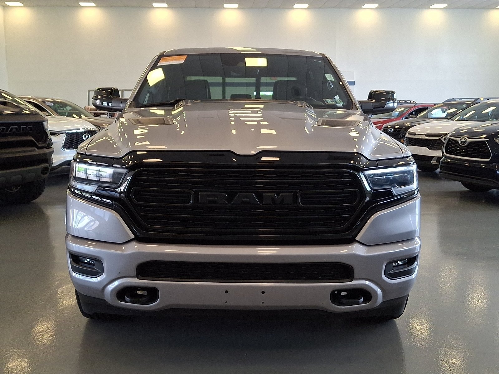 Certified 2024 RAM 1500 Limited w/ Night Edition AWD/4WD image 2