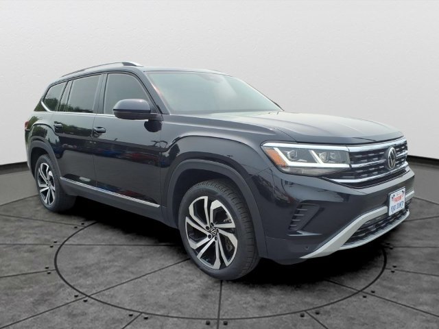 Used 2023 Volkswagen Atlas SEL AWD/4WD image 3