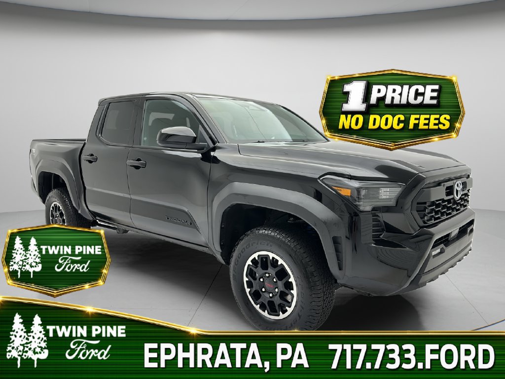 Used 2025 Toyota Tacoma TRD Off-Road AWD/4WD image 1