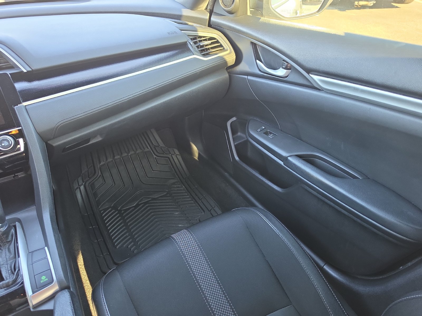 Used 2020 Honda Civic Sport image 12