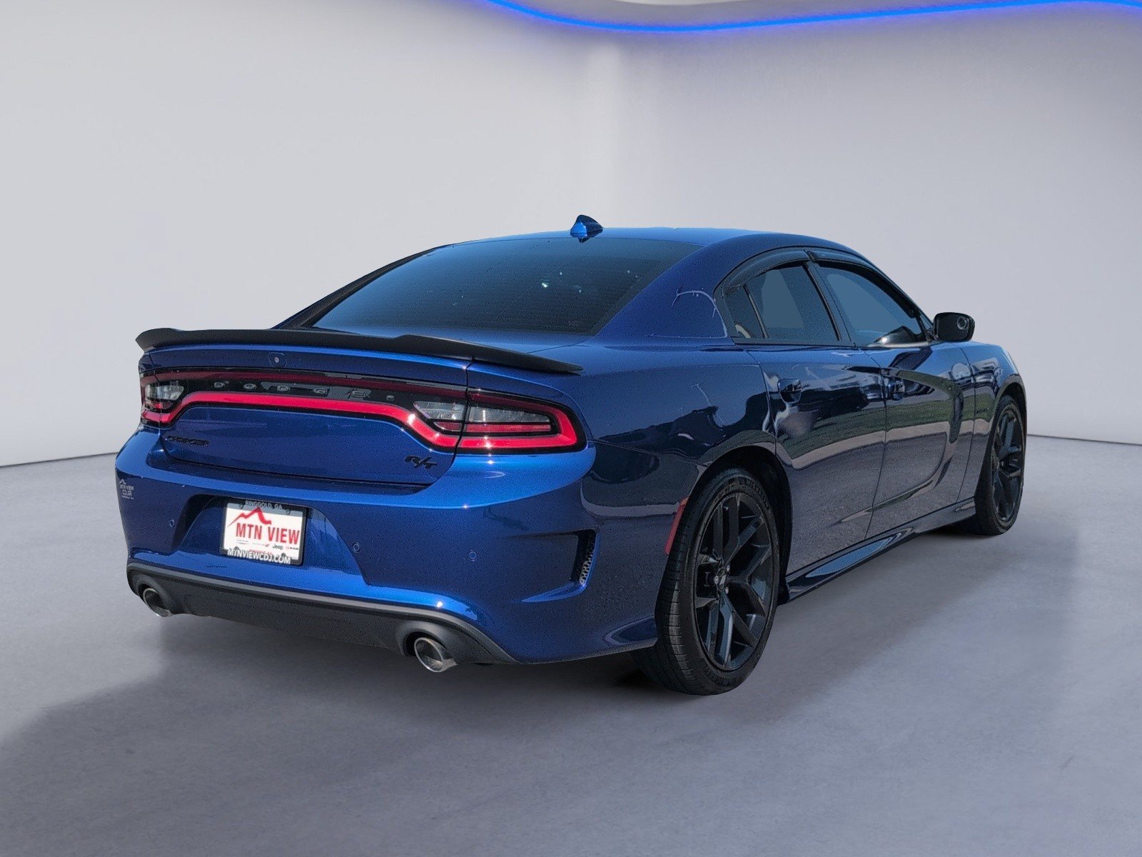 Certified 2022 Dodge Charger R/T w/ Blacktop Package RWD image 7