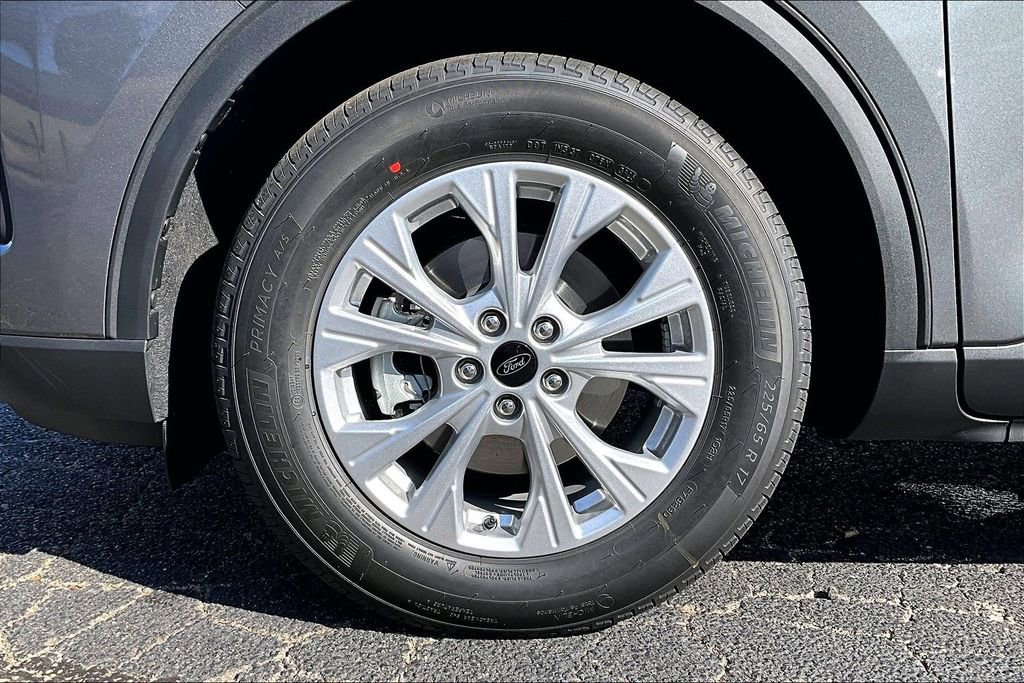 New 2026 Ford Escape Active w/ Tech Pack #1 FWD image 12