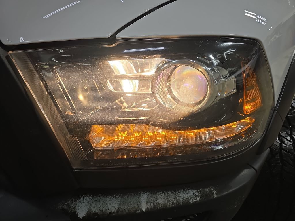 Used 2021 RAM 1500 Classic Warlock image 31