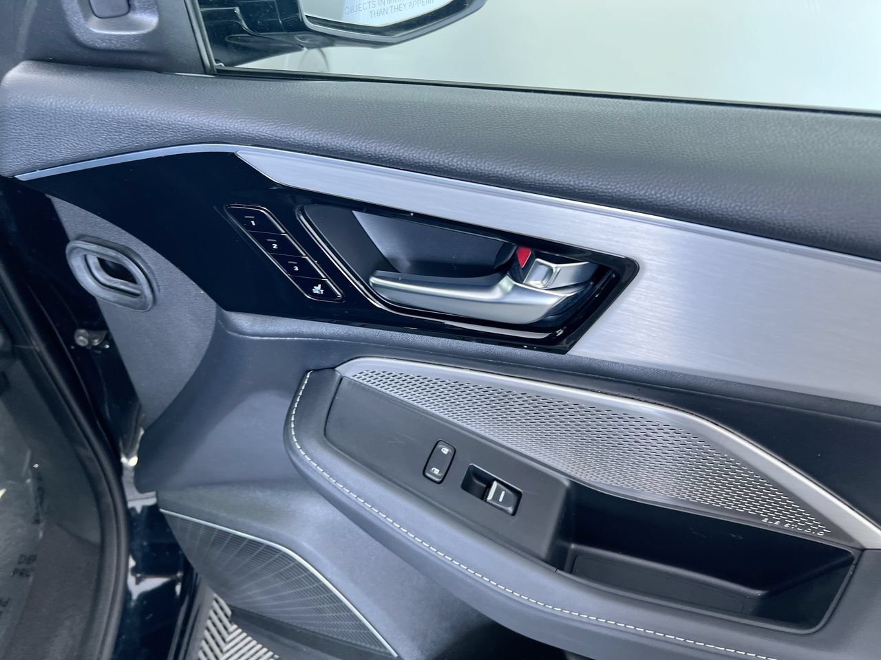 Used 2023 Acura MDX FWD w/ Technology Package image 27