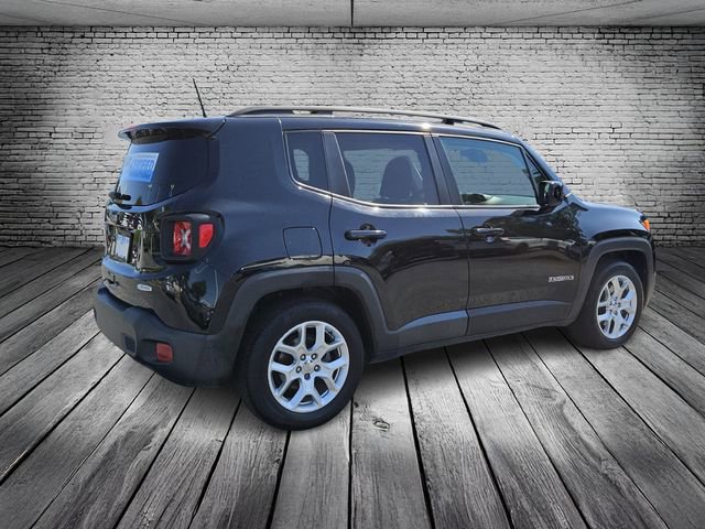 Used 2018 Jeep Renegade Latitude FWD image 5