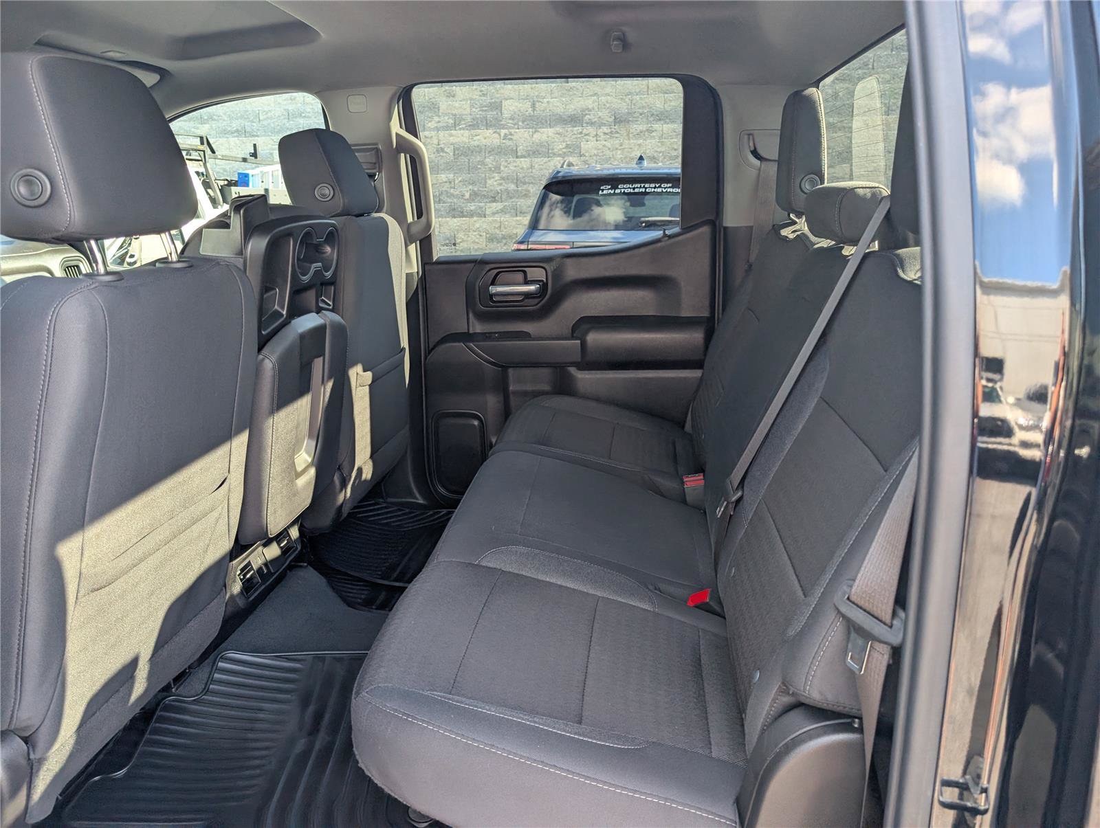 Used 2024 Chevrolet Silverado 1500 Custom w/ Turbomax Blackout Package AWD/4WD image 13