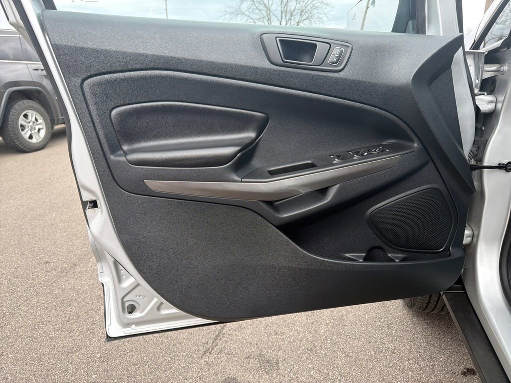 Used 2022 Ford EcoSport SES w/ Interior Protection Package AWD/4WD image 15