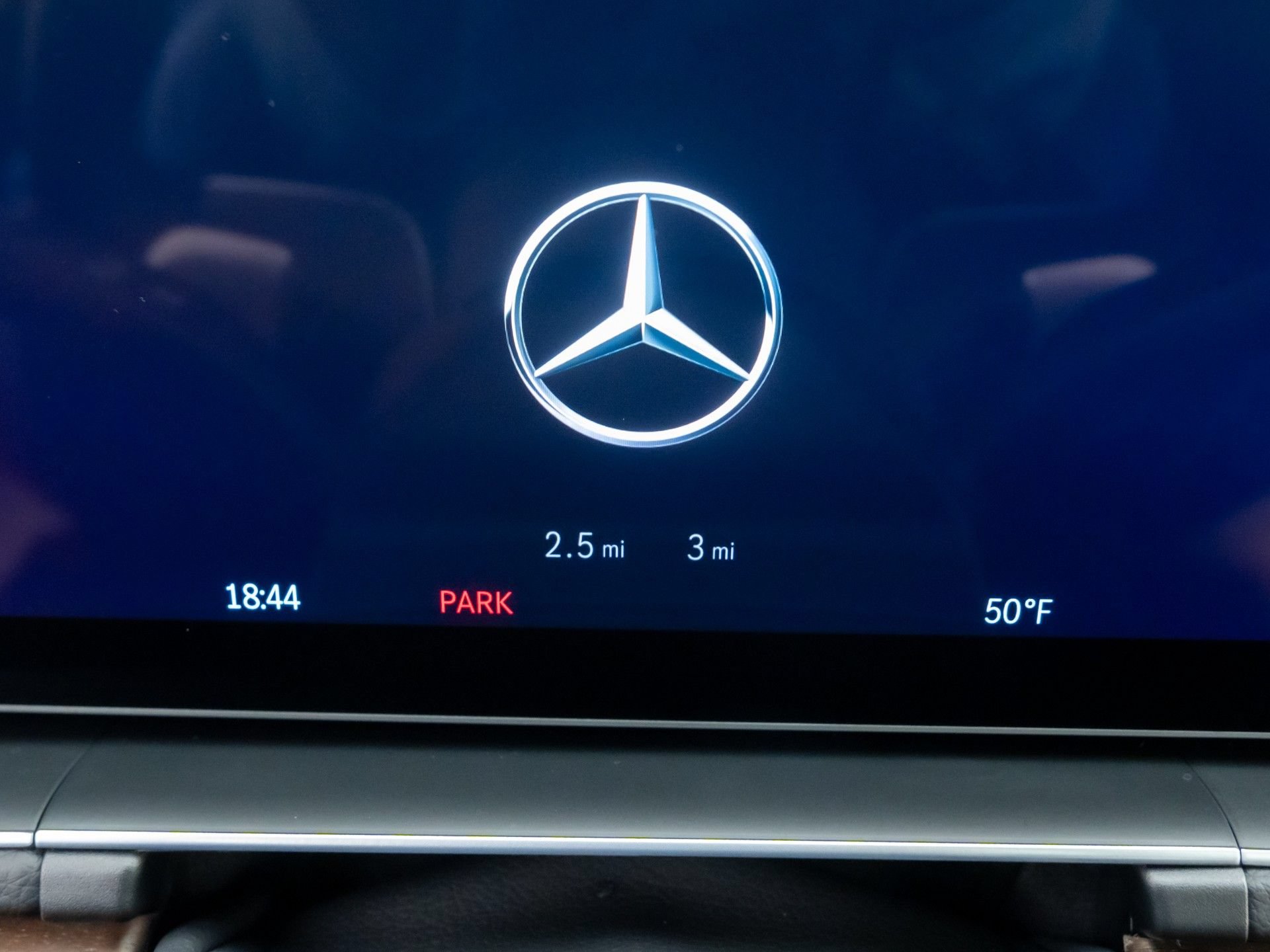 New 2026 Mercedes-Benz GLS 450 4MATIC image 23