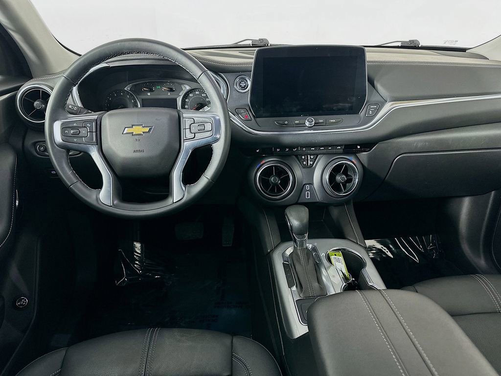 Used 2024 Chevrolet Blazer LT w/ Midnight/Sport Edition image 29