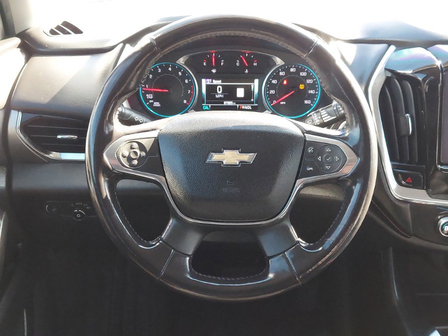 Used 2018 Chevrolet Traverse LT image 12