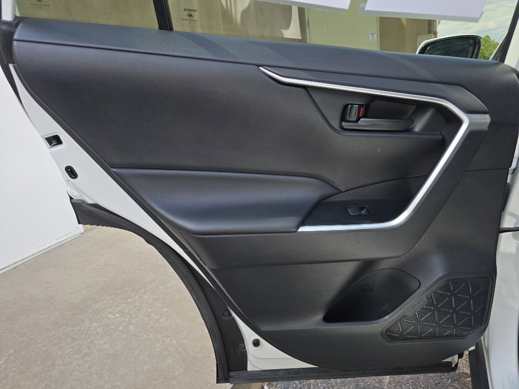 Used 2023 Toyota RAV4 LE image 27