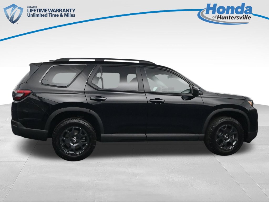 New 2026 Honda Pilot TrailSport image 10