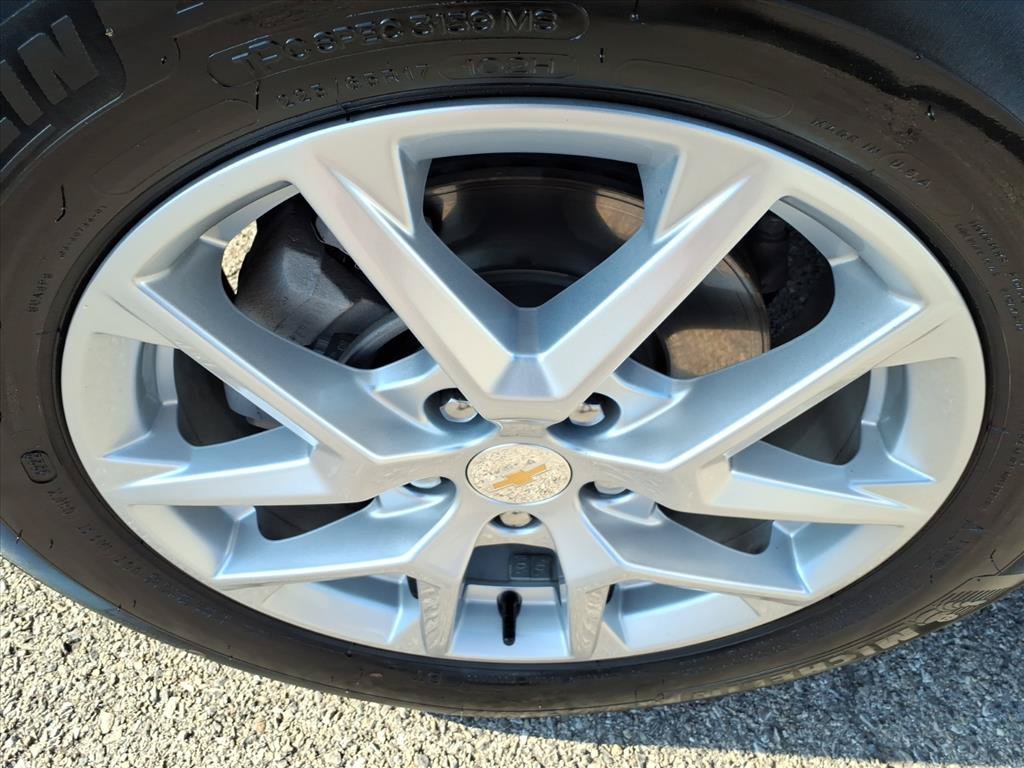 Used 2023 Chevrolet Equinox LT FWD image 11