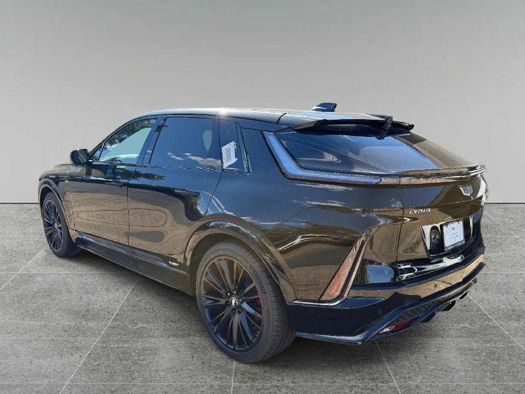New 2026 Cadillac Lyriq V w/ LPO, Floor Liner Package AWD/4WD image 11