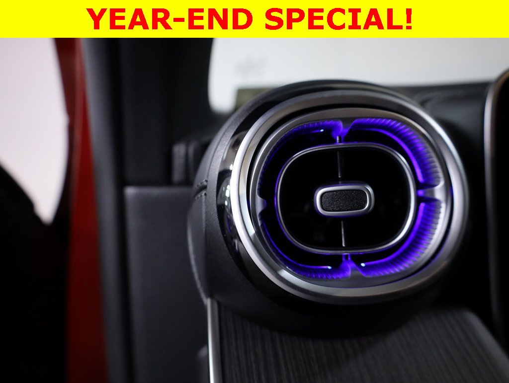 Used 2025 Mercedes-Benz GLC 300 4MATIC image 15