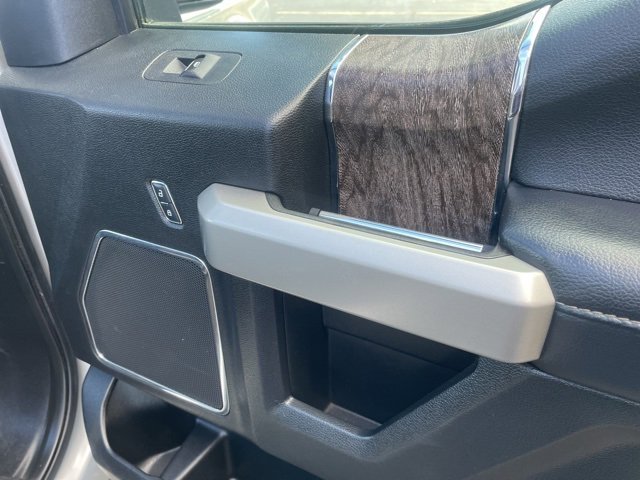 Used 2017 Ford F250 Lariat w/ Lariat Value Package image 58