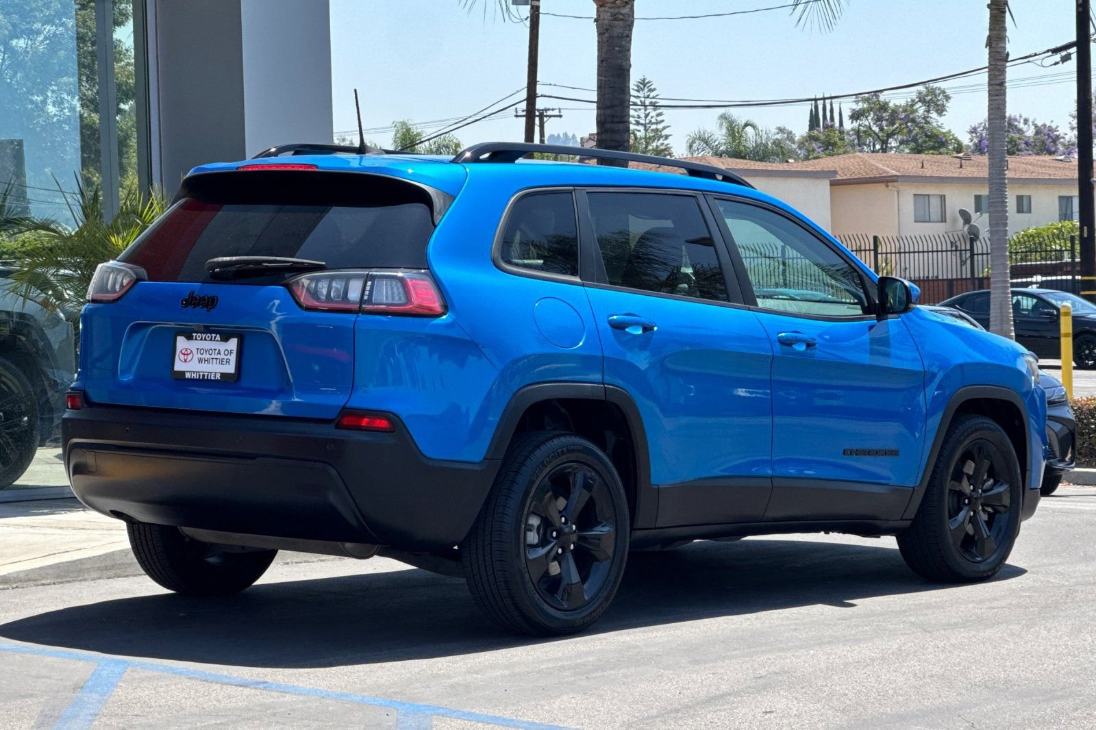 Used 2021 Jeep Cherokee Latitude Plus FWD image 5