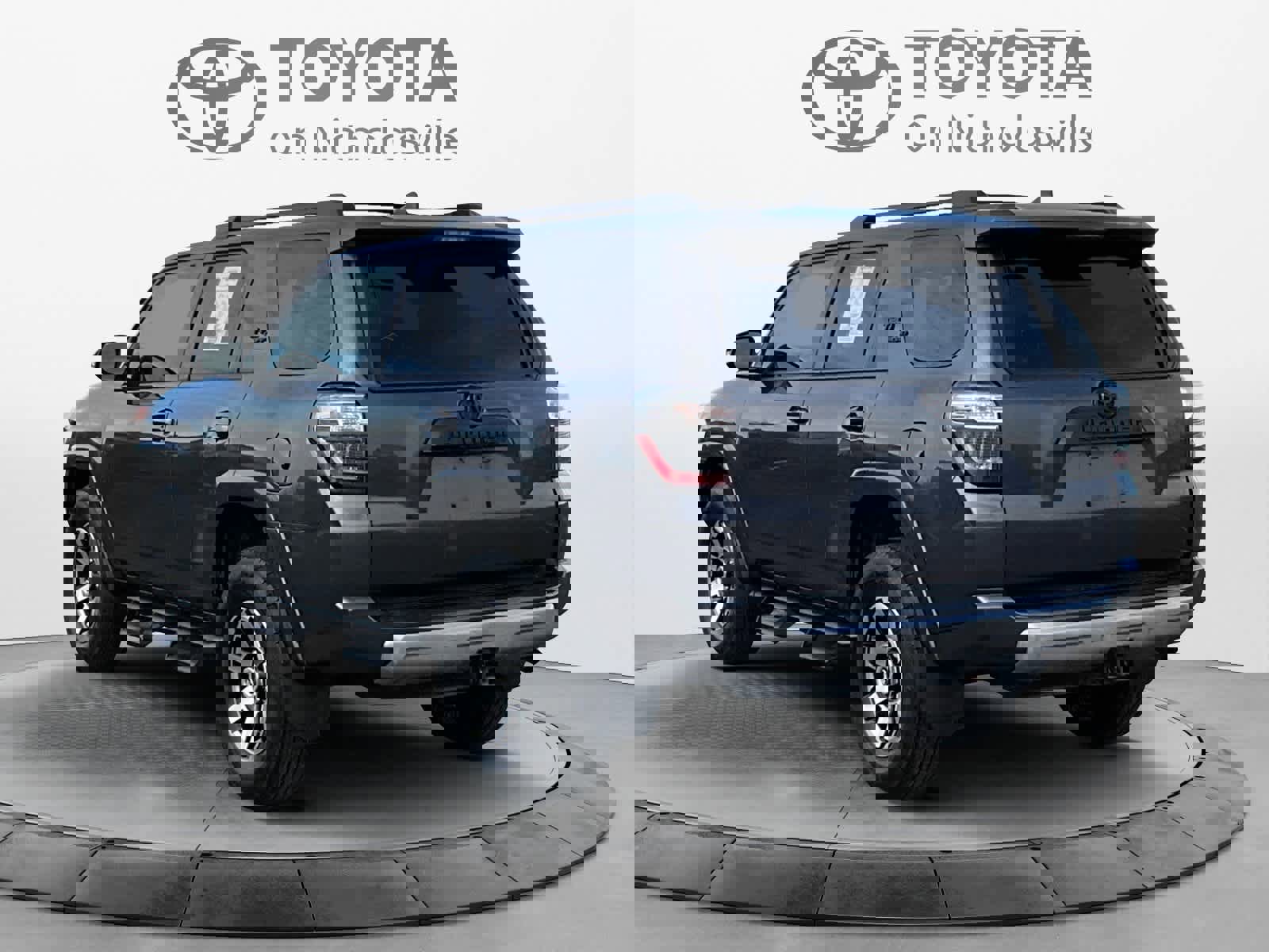 Used 2023 Toyota 4Runner TRD Off-Road Premium image 4