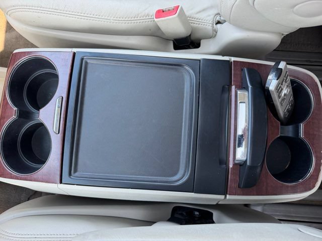 Used 2014 Toyota Sienna XLE w/ Entertainment Package AWD/4WD image 19