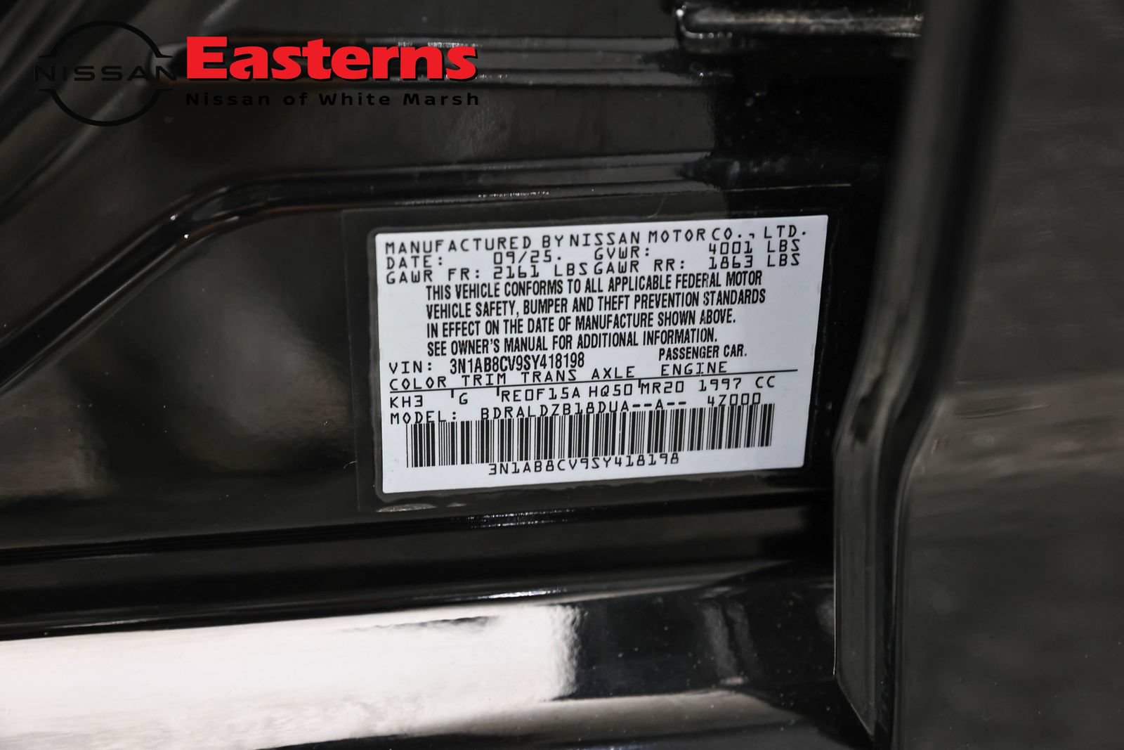 Used 2025 Nissan Sentra SV FWD image 34