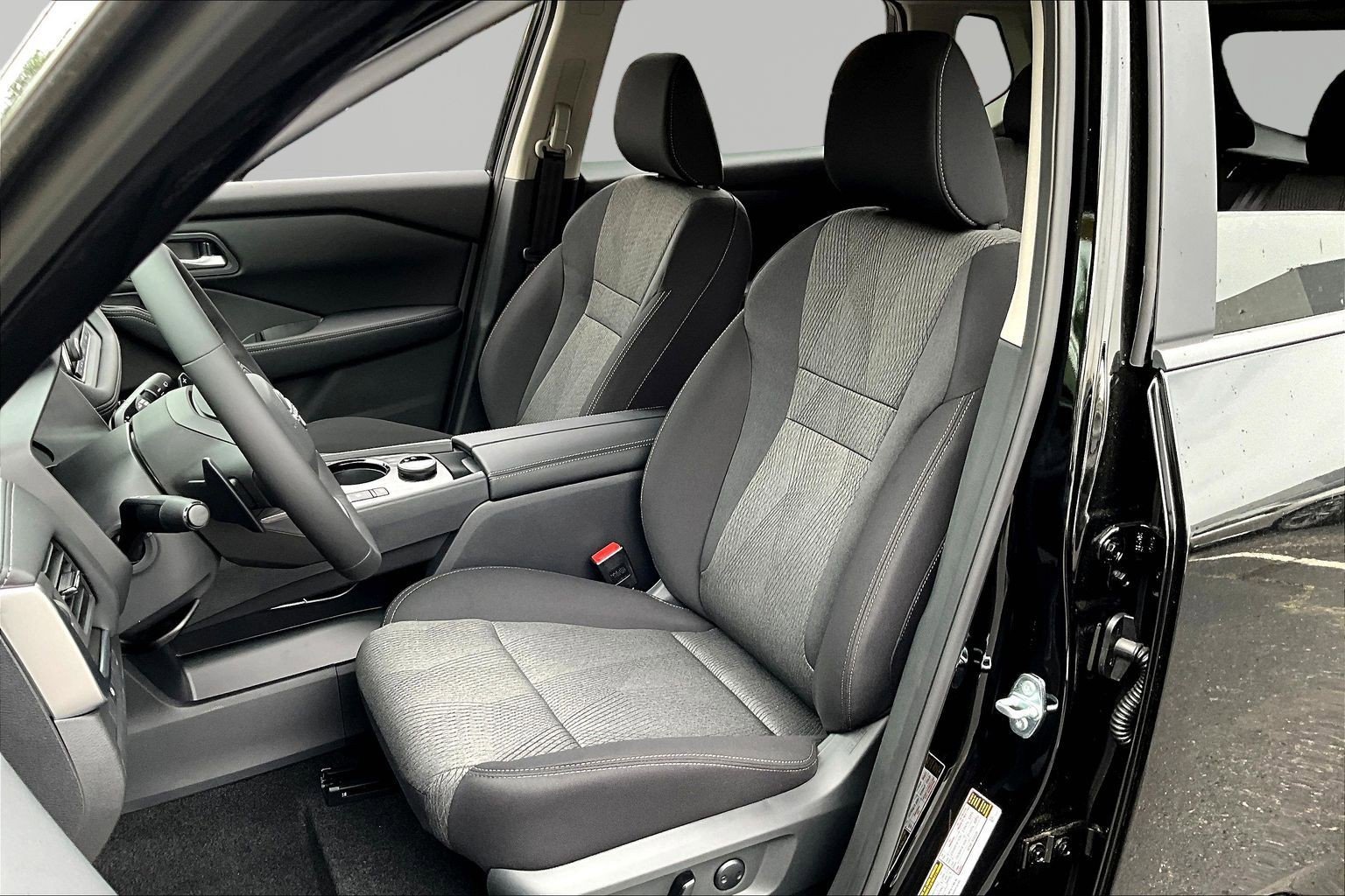 New 2026 Nissan Rogue SV AWD/4WD image 16