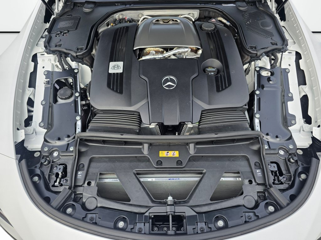 New 2026 Mercedes-Benz Maybach SL 680 image 13