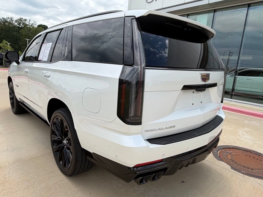 Used 2025 Cadillac Escalade V w/ LPO, Floor Liner Package AWD/4WD image 3