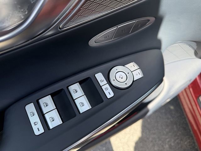 Used 2022 Genesis GV70 3.5T Sport w/ Sport Prestige Package image 10