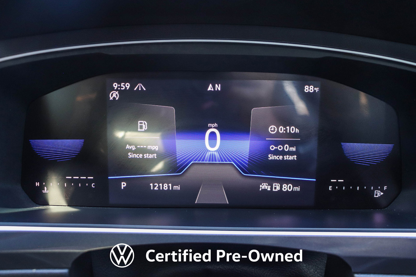 Used 2024 Volkswagen Tiguan SE AWD/4WD image 25