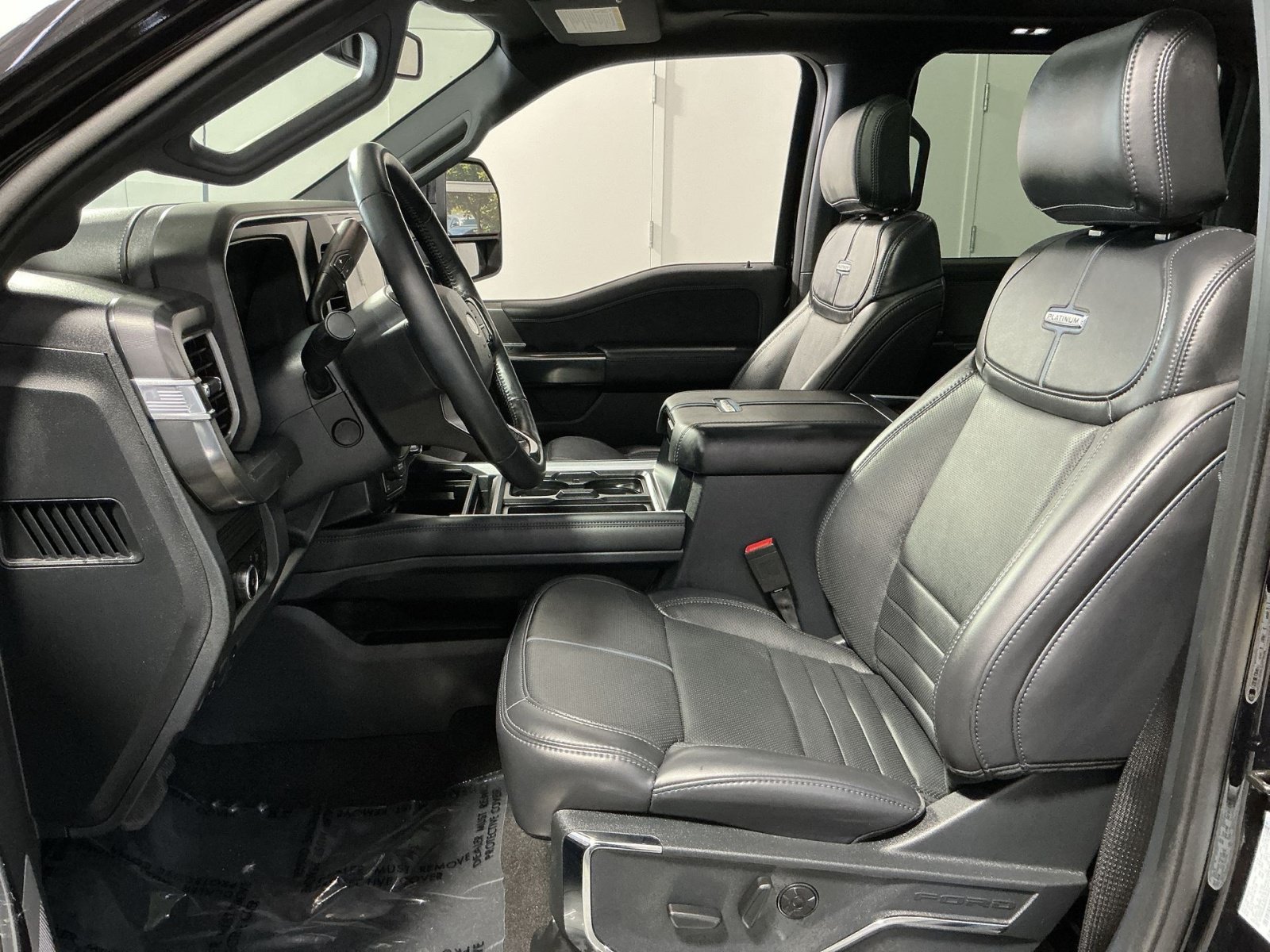 Used 2025 Ford F250 Platinum AWD/4WD image 14