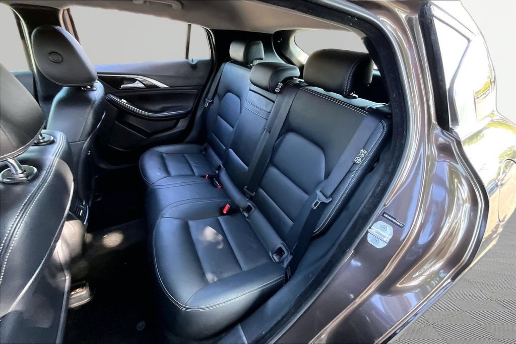 Used 2017 INFINITI QX30 Premium w/ Navigation Package FWD image 19