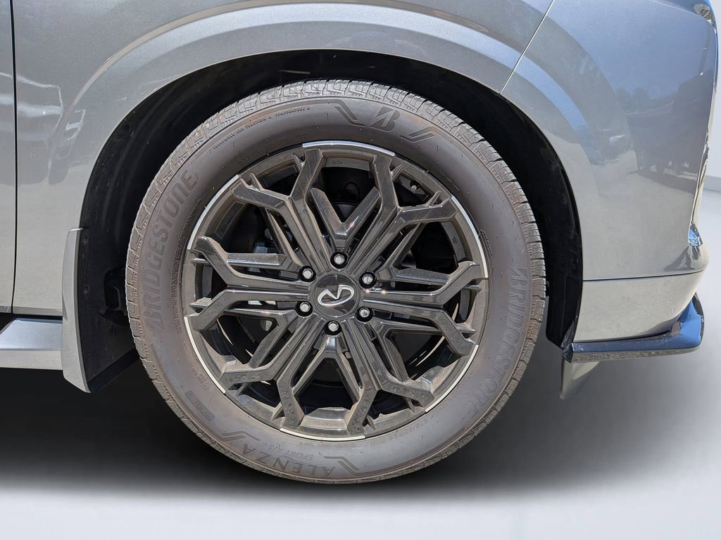 Used 2026 INFINITI QX80 4WD w/ Sport Exterior Package image 10