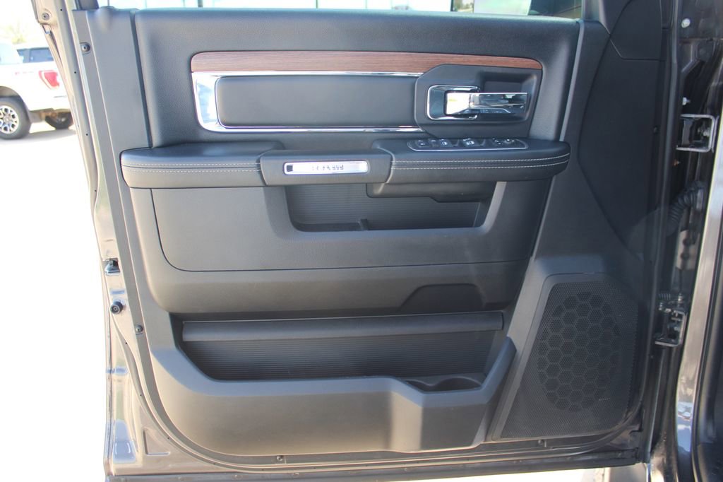 Used 2016 RAM 2500 Laramie image 37