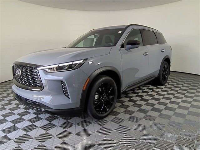 Certified 2025 INFINITI QX60 Luxe w/ Black Edition image 10