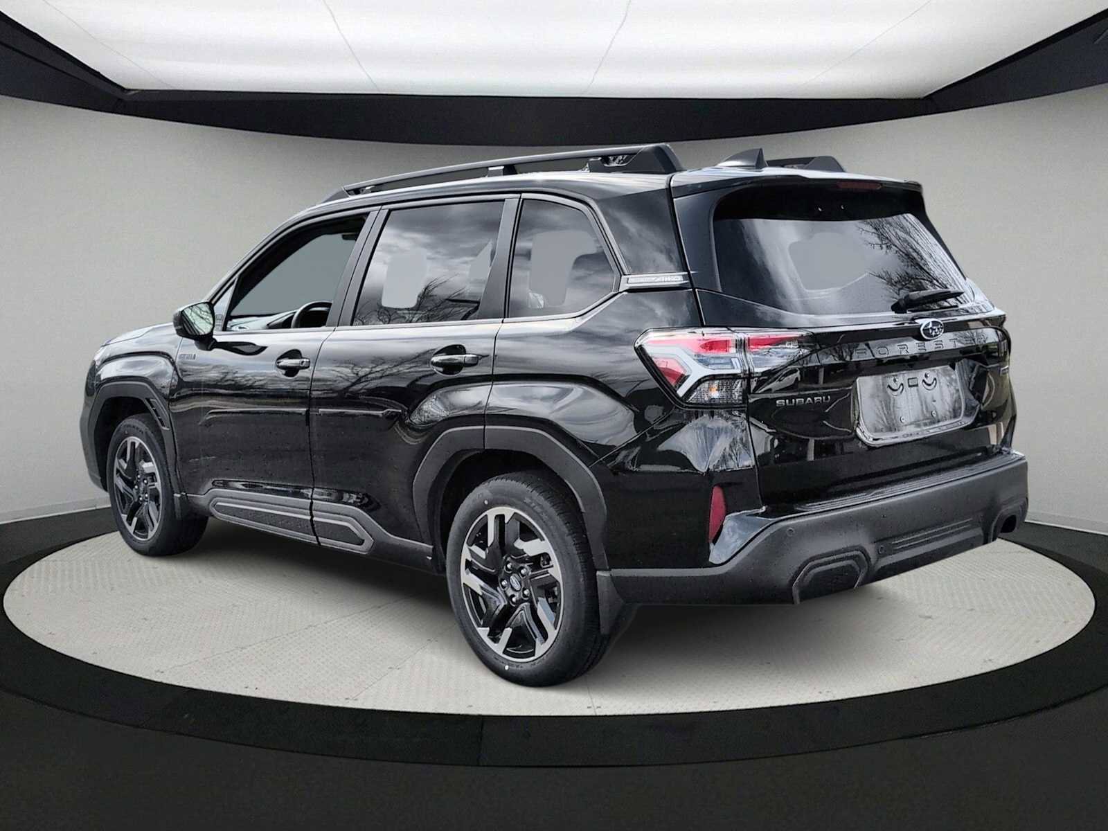 Certified 2025 Subaru Forester Limited w/ Popular Package image 6