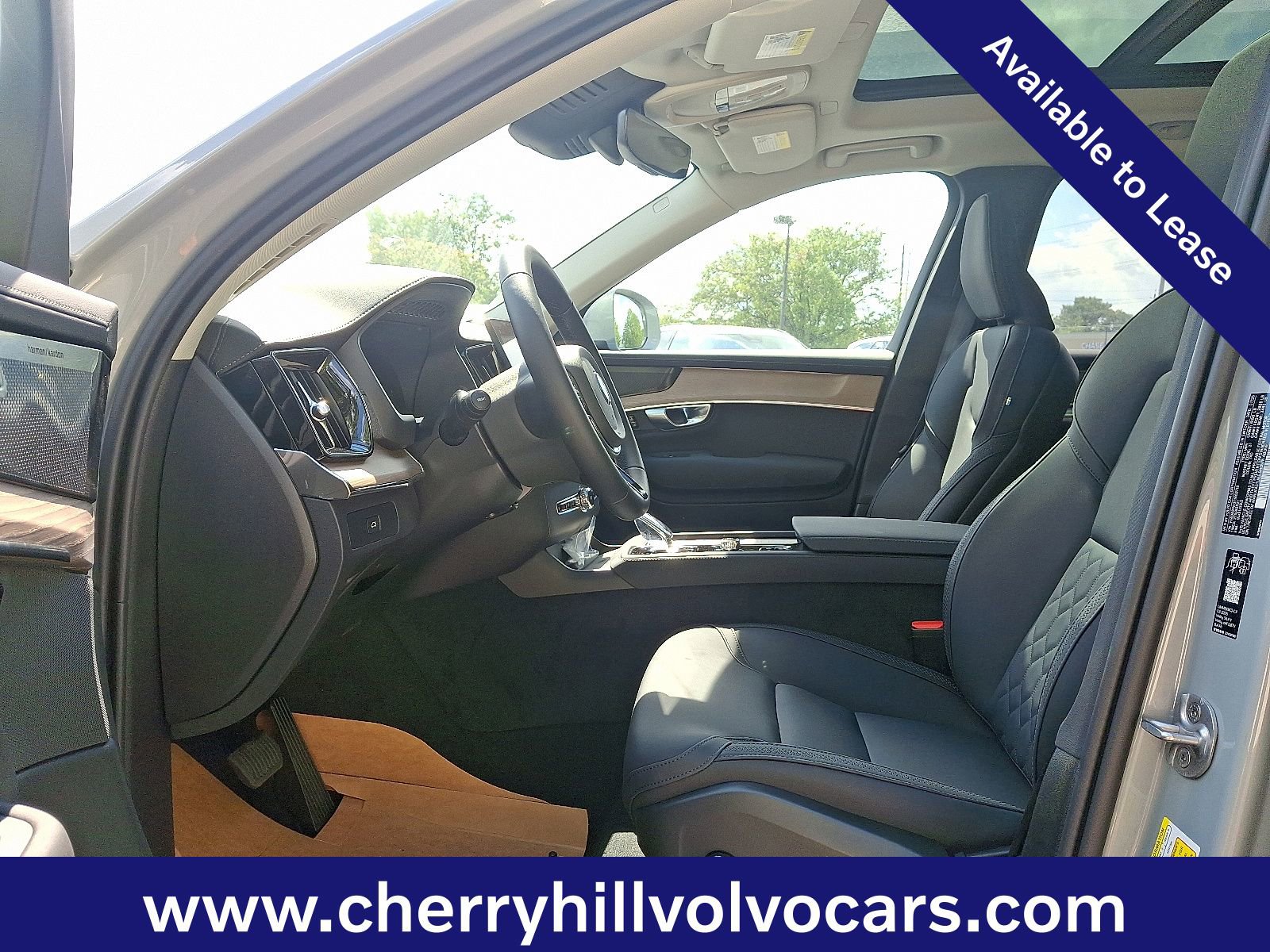 Certified 2026 Volvo XC90 B6 Plus w/ Protection Package Premier image 15