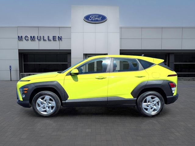 Used 2024 Hyundai Kona SE AWD/4WD image 2