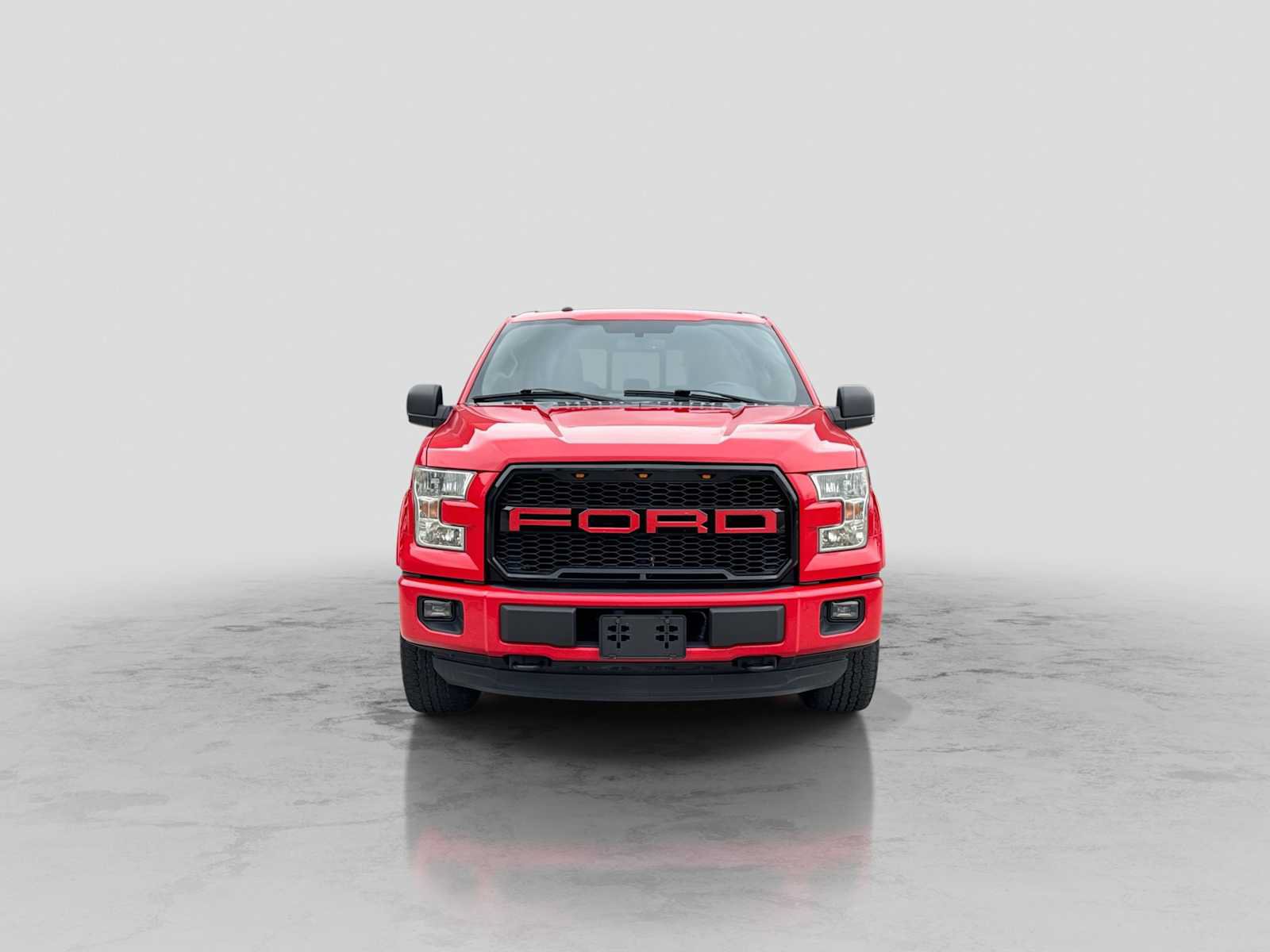 Used 2016 Ford F150 XLT w/ Equipment Group 302A Luxury AWD/4WD image 9