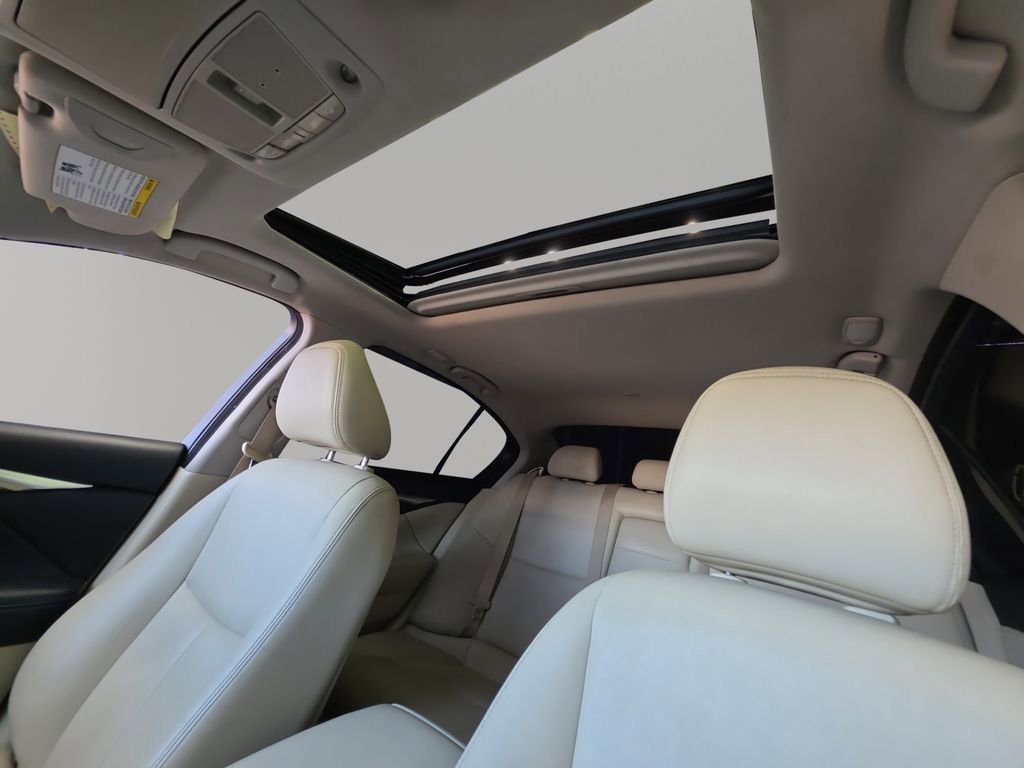 Used 2019 INFINITI Q50 Luxe image 16