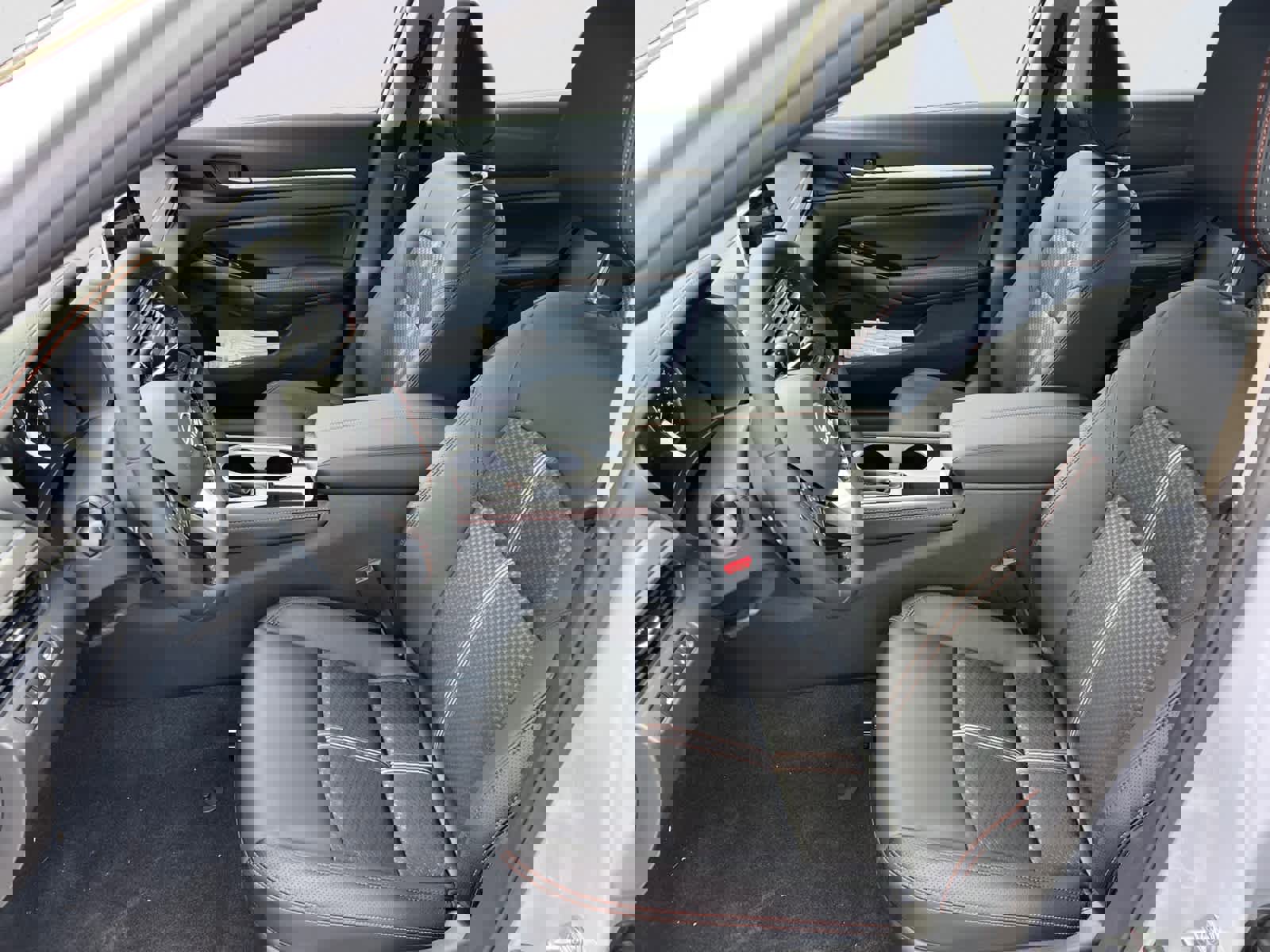 New 2025 Nissan Altima 2.5 SR image 16