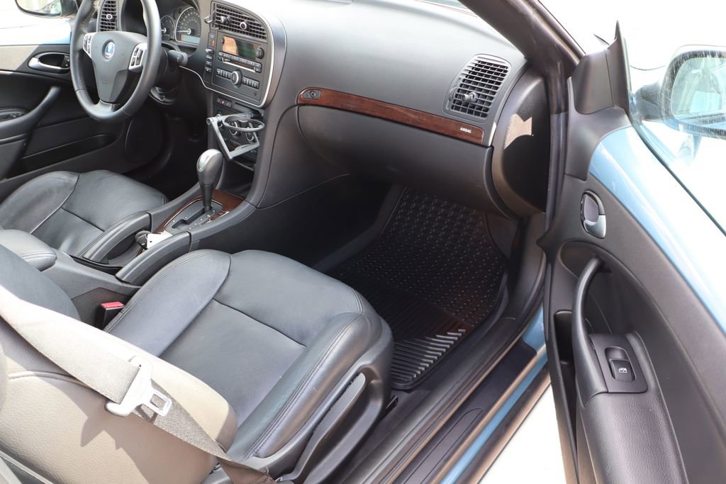 Used 2008 Saab 9-3 2.0T w/ Cold Weather Package image 39