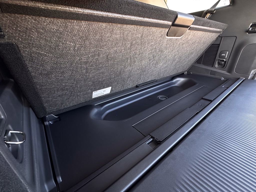 New 2026 Ford Expedition Active image 38